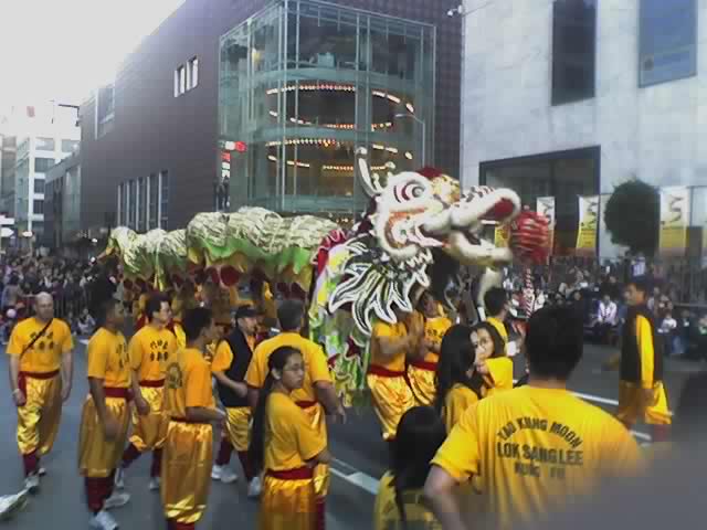 Yau Kung Moon dragon in Union Square
