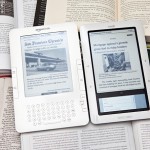 Kindle and Nook side by side, photo by Jon Snyder/Wired.com